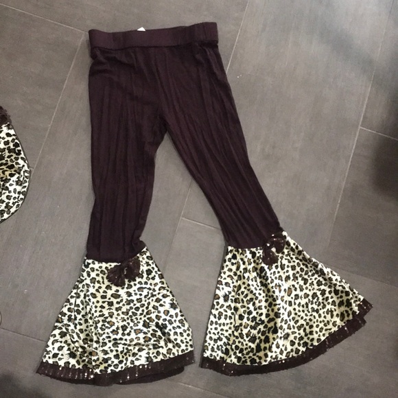 Leopard set - Picture 3 of 4